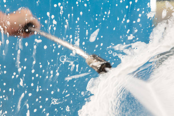 Best Driveway Cleaning and Restoration in Hampton, IA